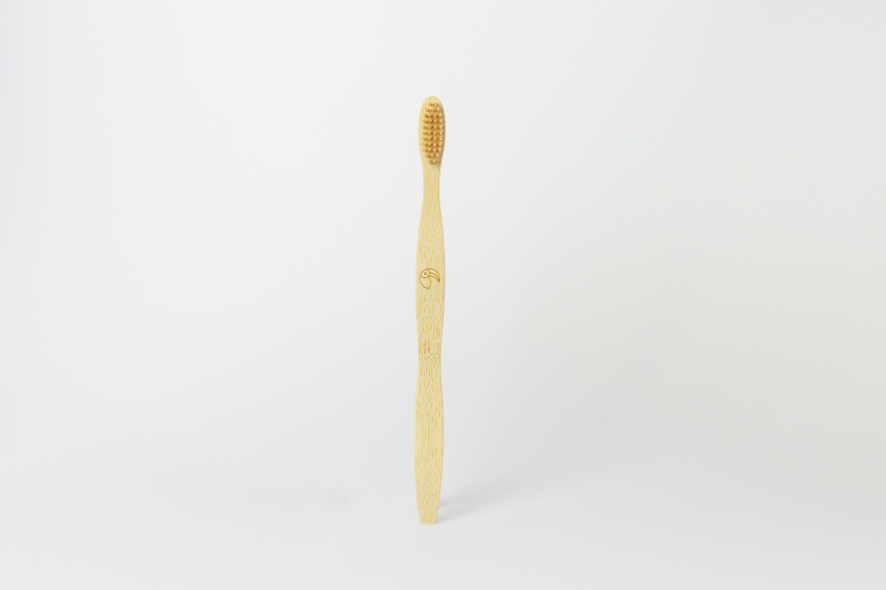 LA ECOTUCA CEPILLO BAMBU ADULTO -SUAVE- BEIGE ECO